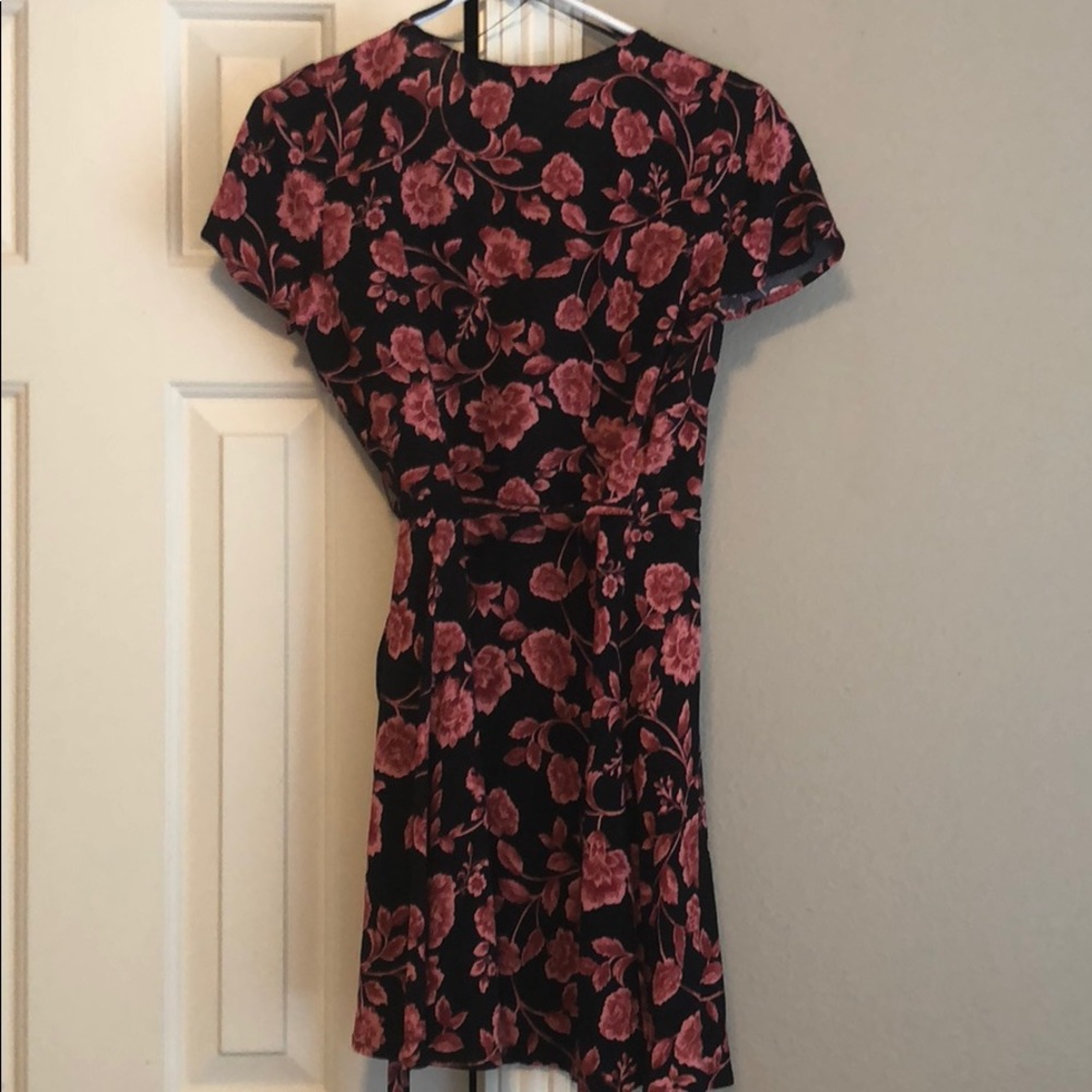 Floral dress - Picture 2 of 3